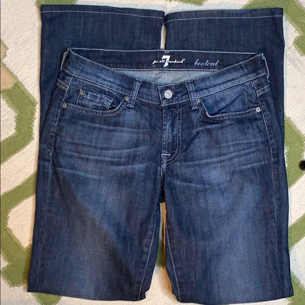 7 For All Mankind Bootcut    Waist 27
